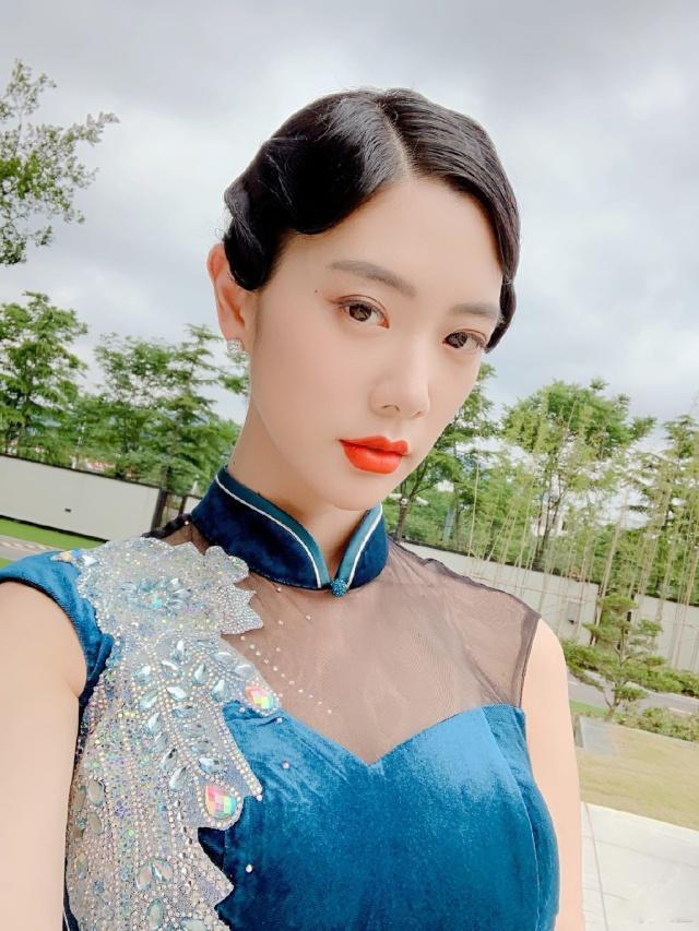 蛇蝎美人